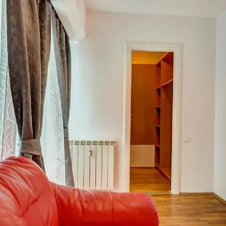 Piata Victoriei Center Apartment